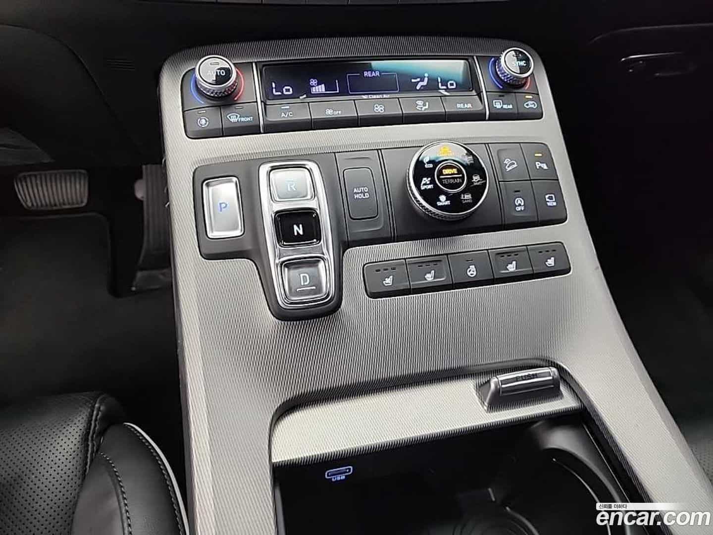 Palisade Hyundai 2020.3-INNER-008