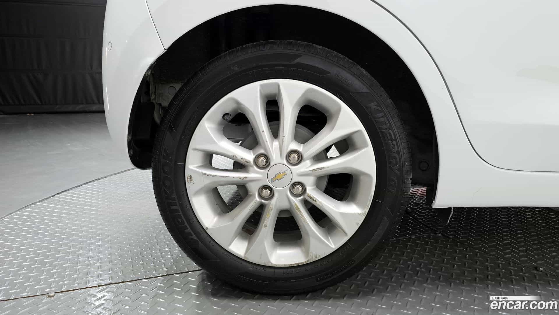 Spark Chevrolet 2021.6-OUTER-005