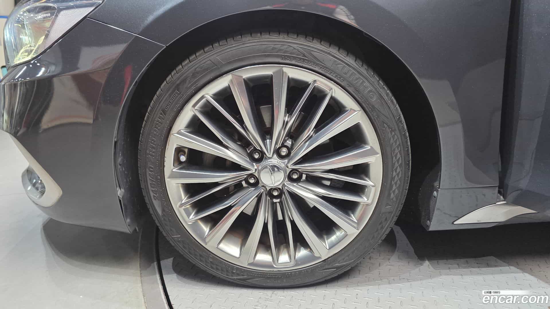 Grandeur Hyundai 2017.1-OUTER-005