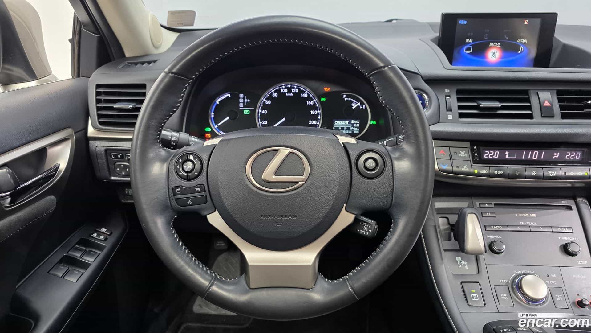 CT200h Lexus 2017.10-OPTION-017