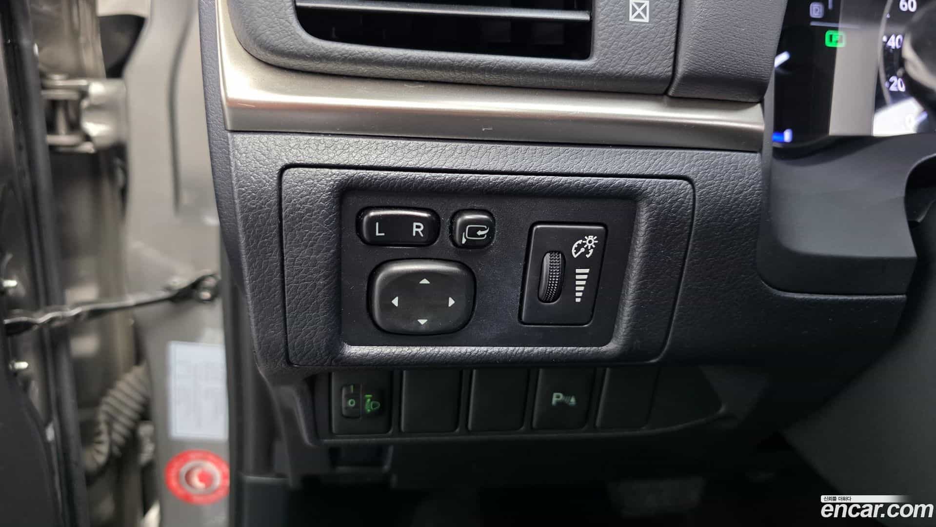 CT200h Lexus 2017.10-OPTION-044