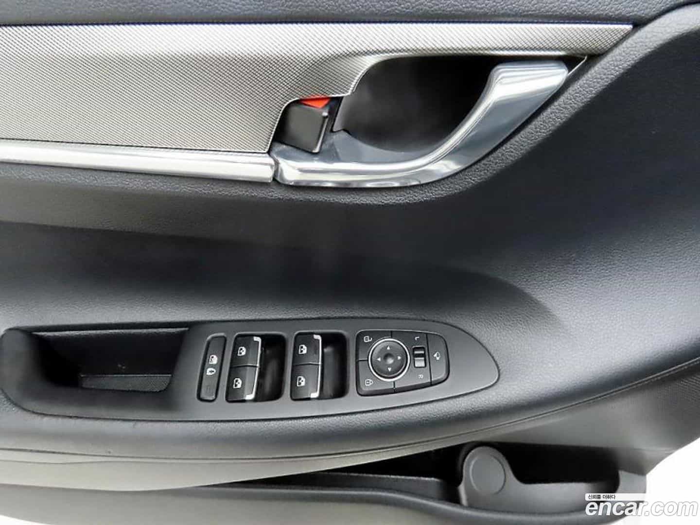 Grandeur Hyundai 2021.5-OPTION-015