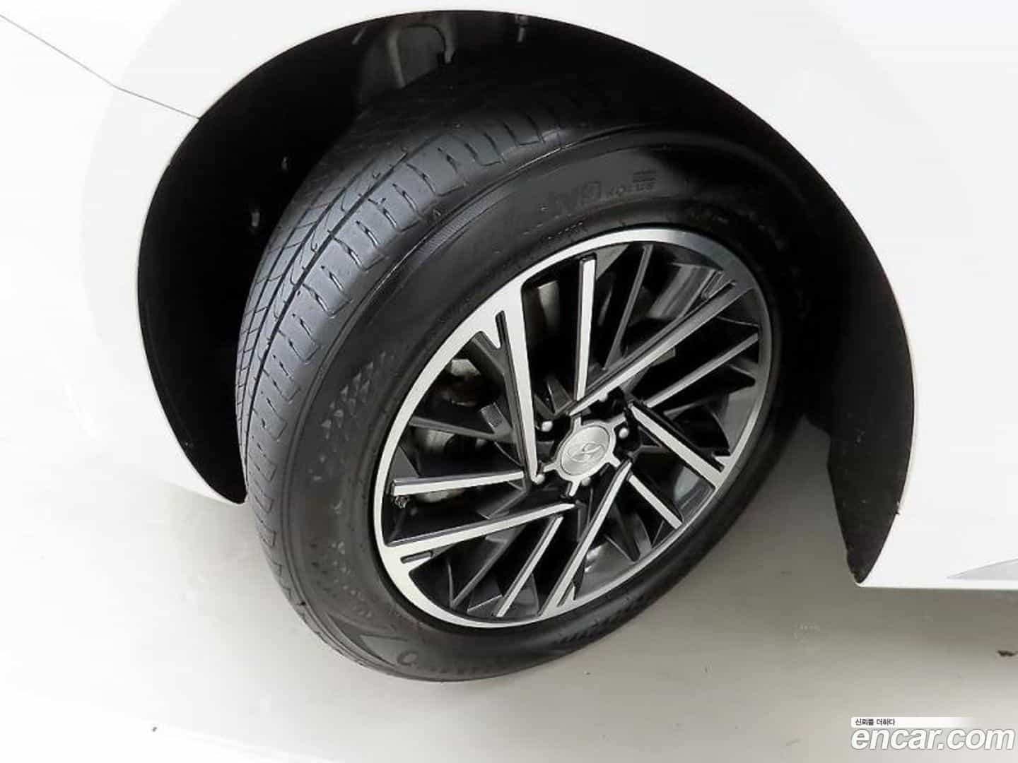 Grandeur Hyundai 2021.5-OPTION-023