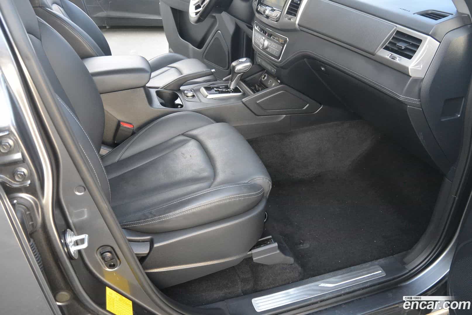 Rexton KG Mobility 2019.7-OPTION-021