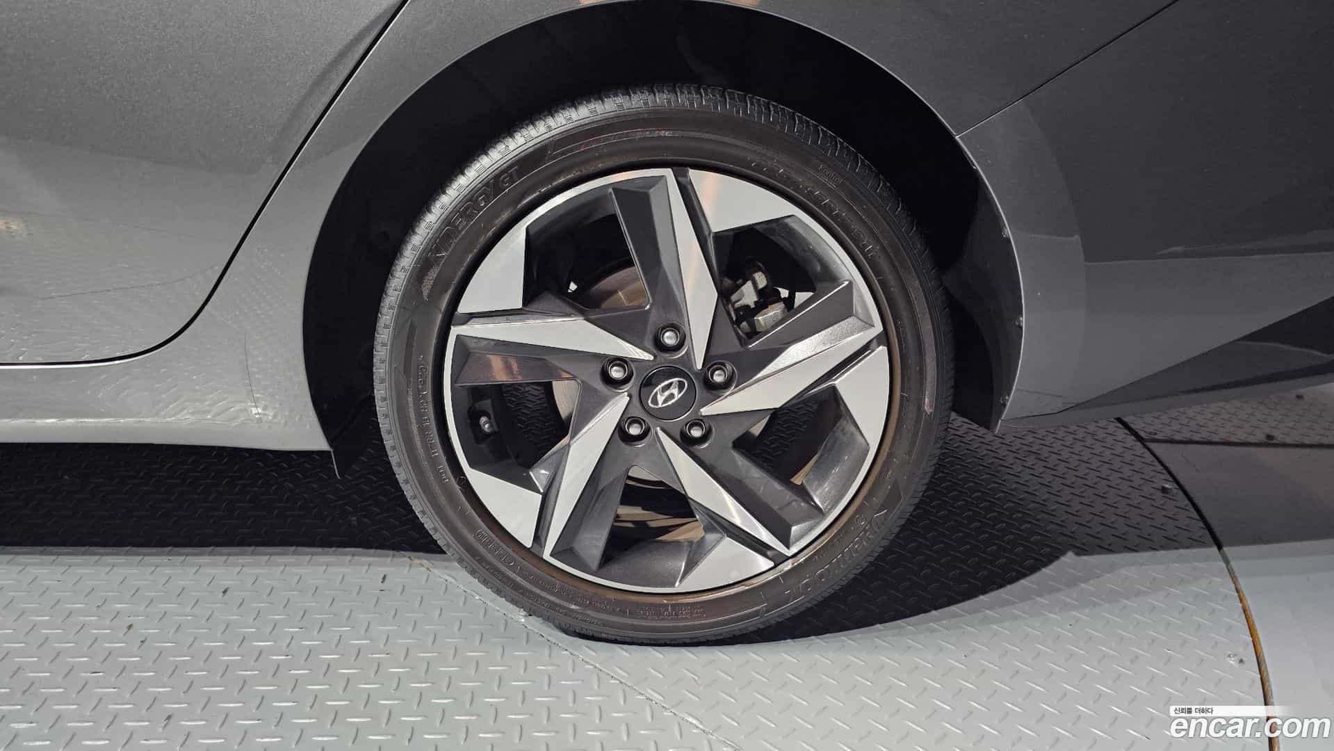 AVANTE Hyundai 2020.4-OUTER-031
