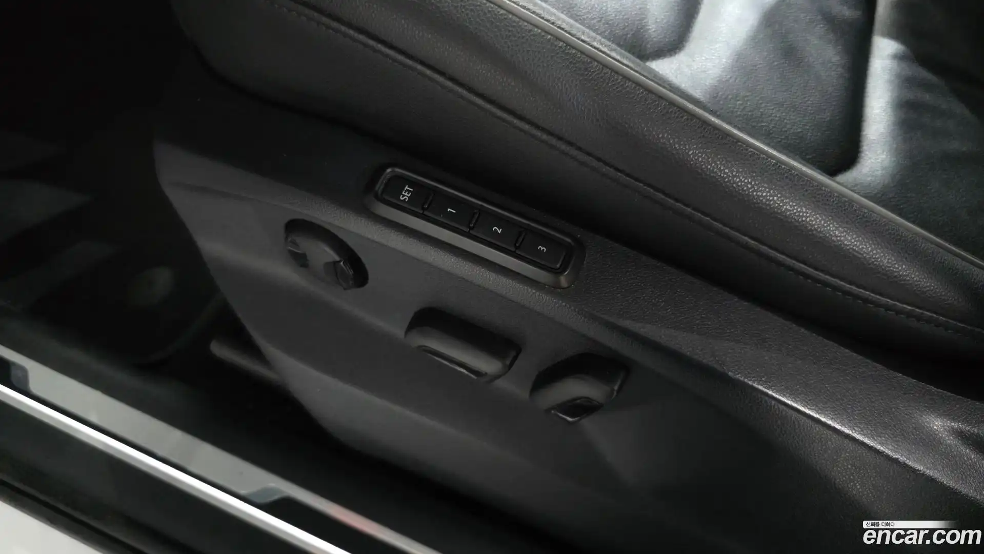 Tiguan Volkswagen 2018.10-OPTION-021