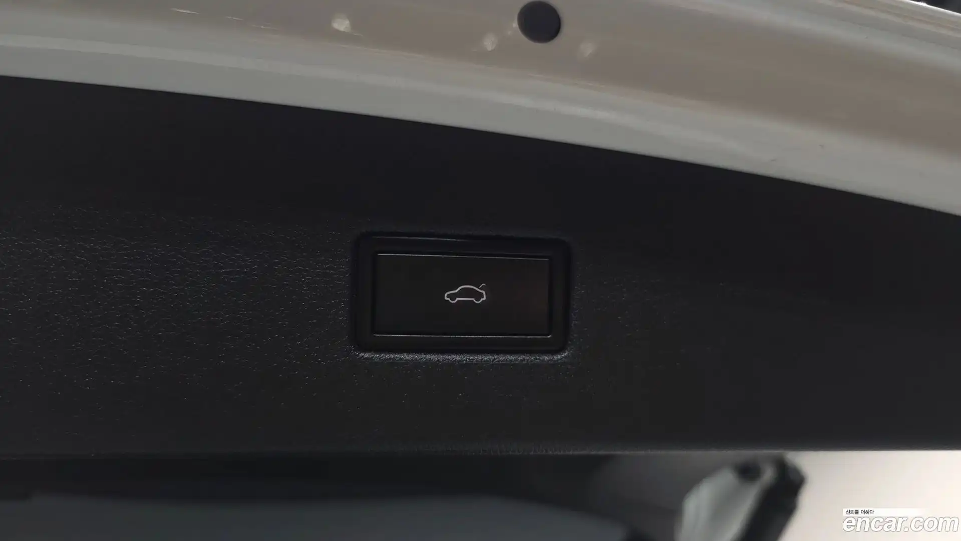 Tiguan Volkswagen 2018.10-OPTION-041