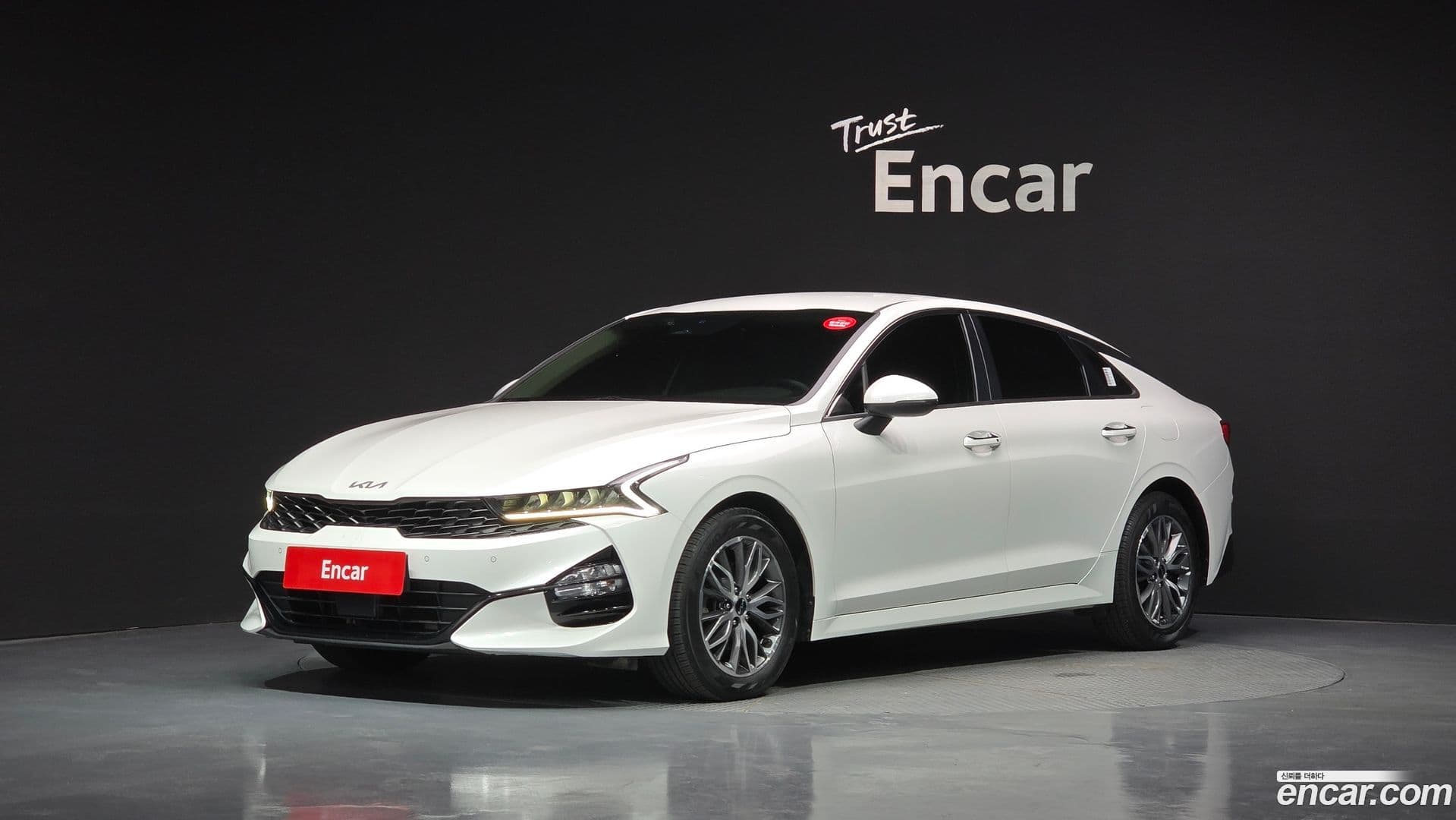 Main__Slider__Photo:K5 Kia 2021.10-0