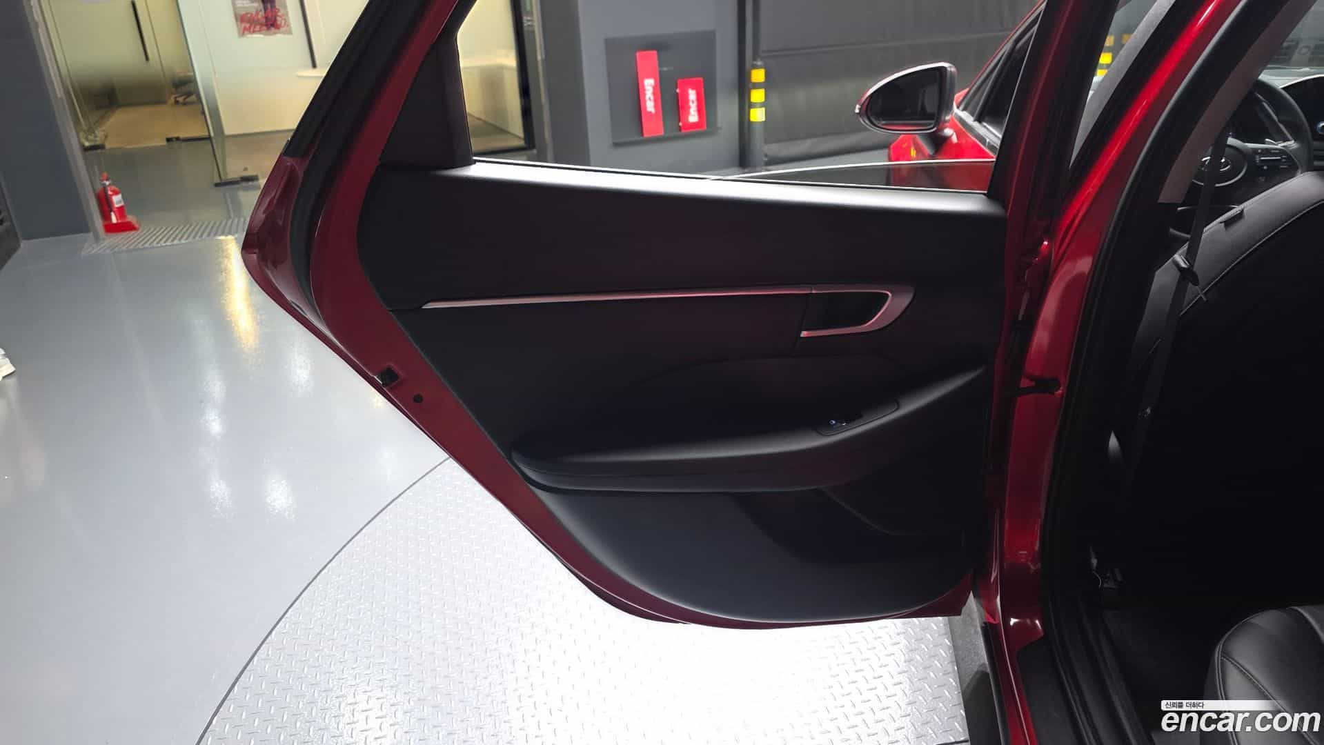 Sonata Hyundai 2019.3-INNER-035