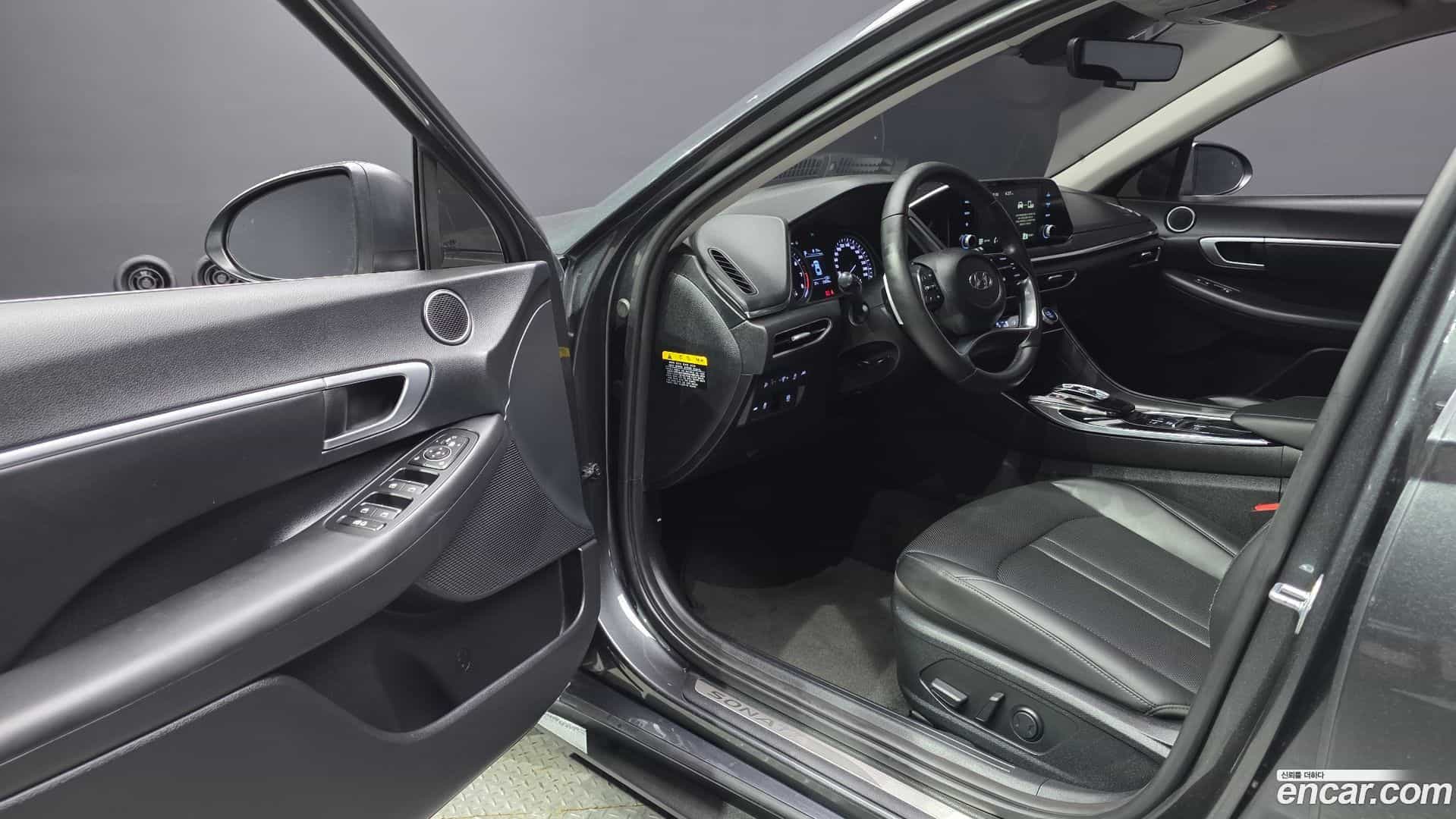 Sonata Hyundai 2019.4-INNER-010