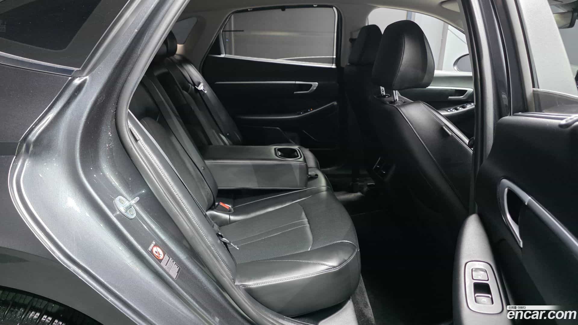 Sonata Hyundai 2019.4-OPTION-016