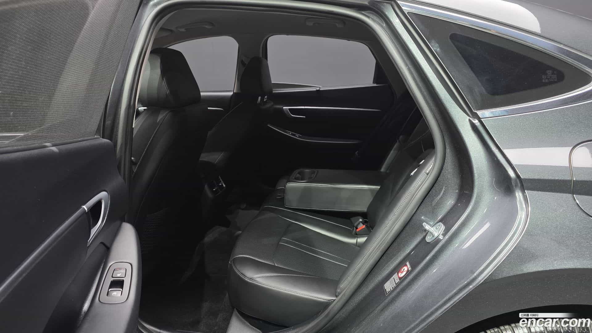 Sonata Hyundai 2019.4-INNER-036