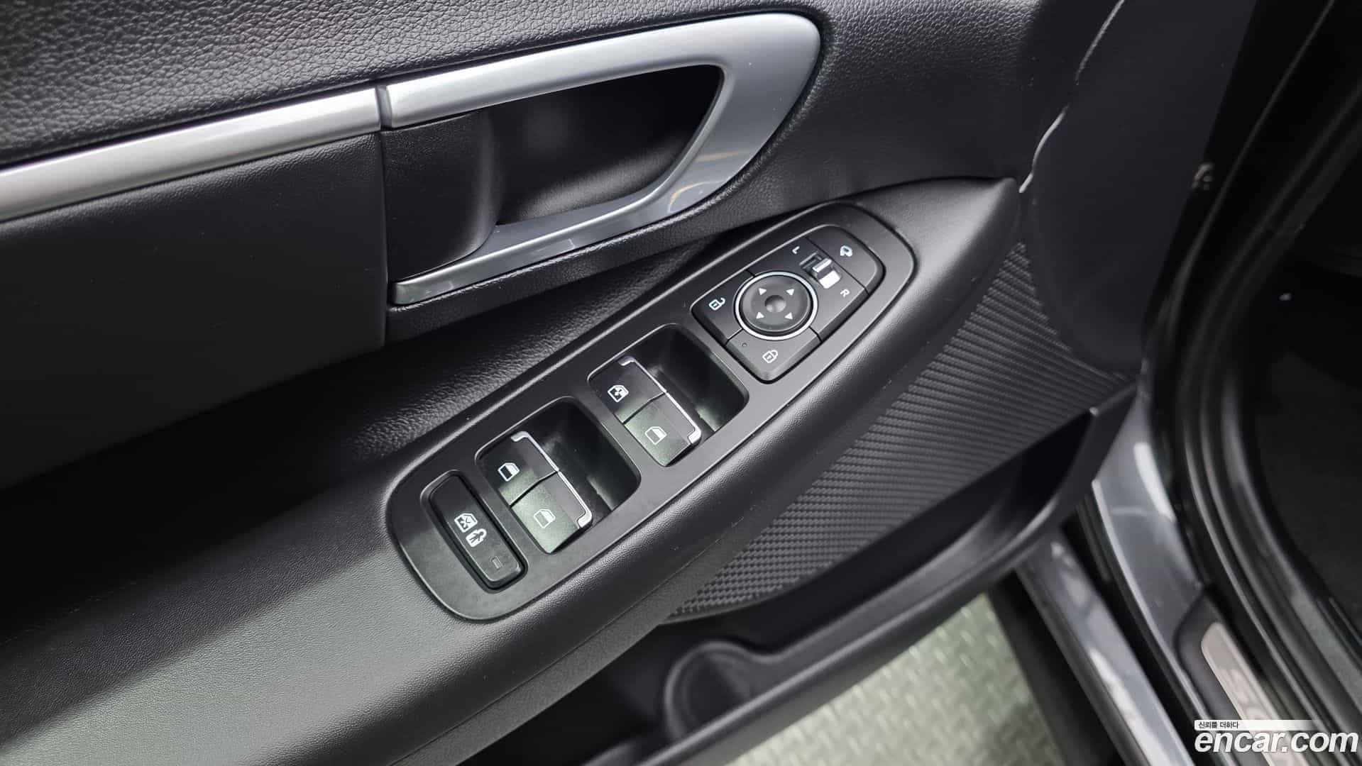 Sonata Hyundai 2019.4-OPTION-043