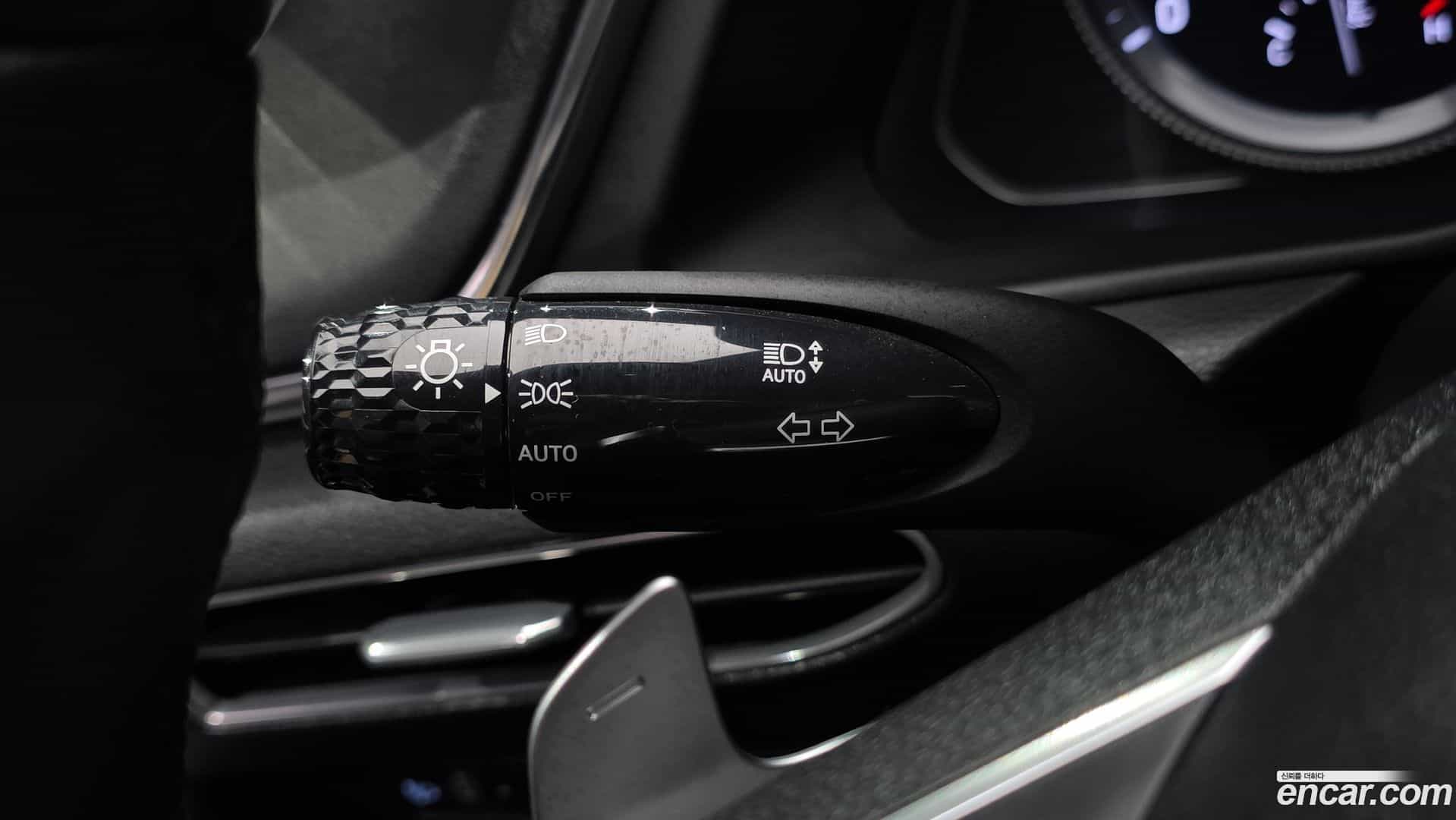 Sonata Hyundai 2019.4-OPTION-046