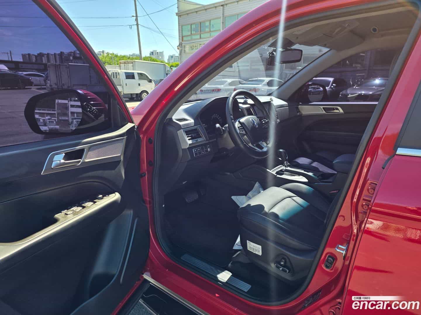Rexton KG Mobility 2019.0-INNER-008
