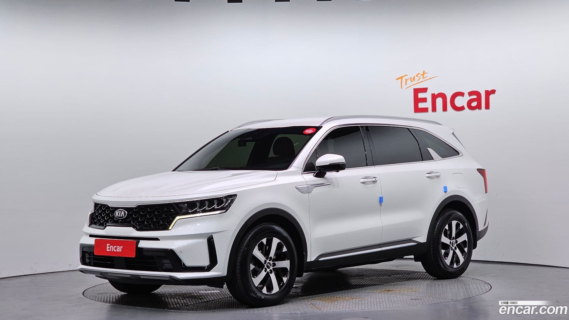 Main__Slider__Photo:Sorento Kia 2021.1-0
