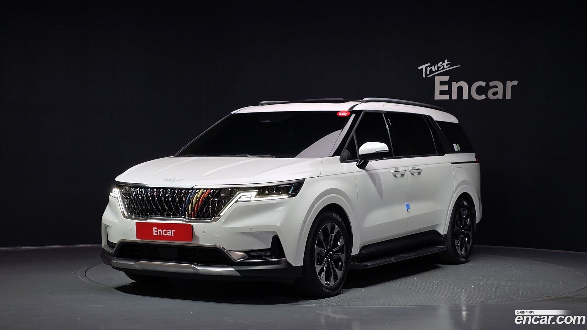Main__Slider__Photo:Canival Kia 2022.11-0