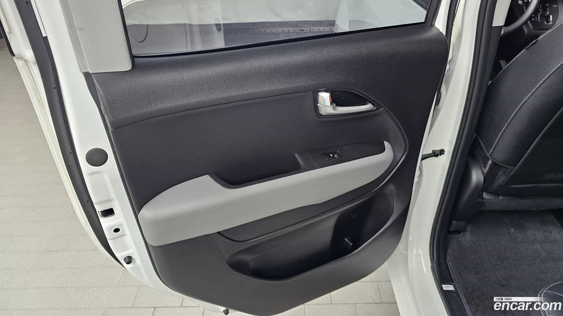 RAY Kia 2025.1-INNER-035