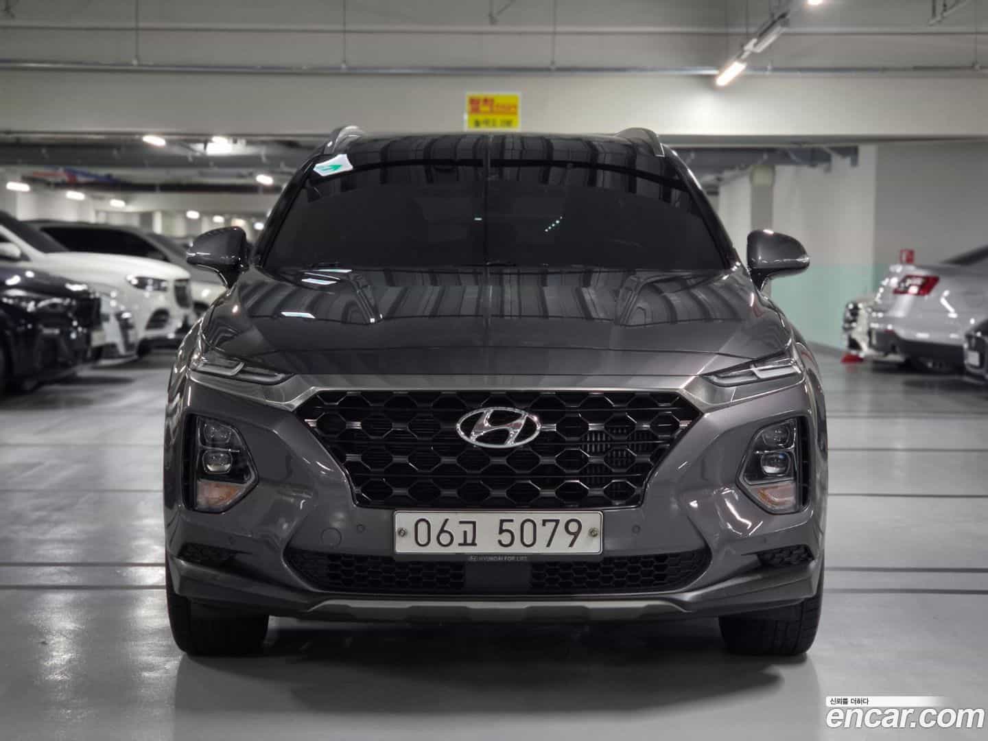 Santafe Hyundai 2018.3-OUTER-002