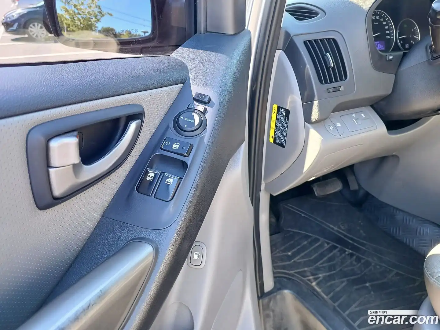 Starex Hyundai 2019.4-INNER-007