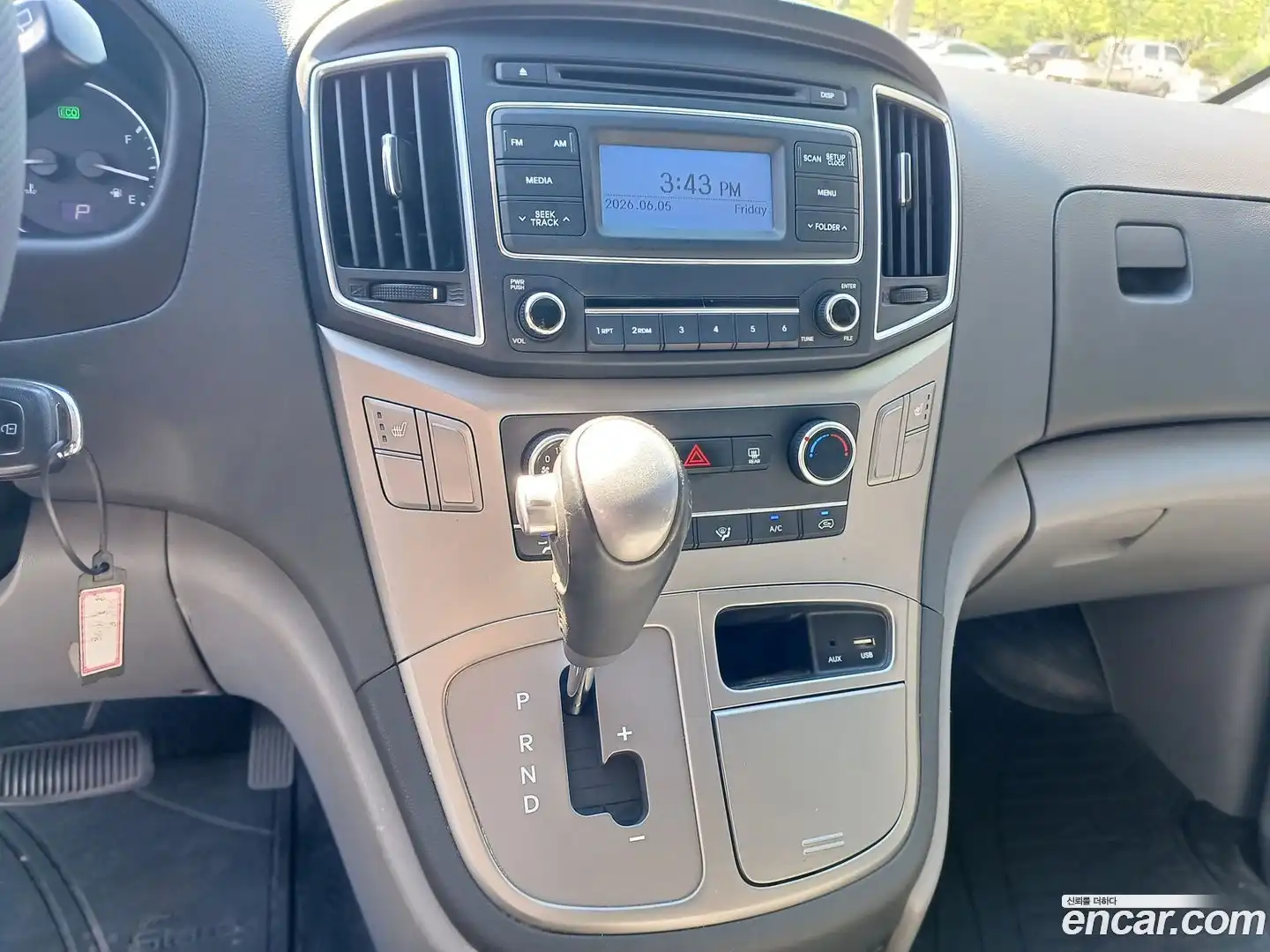 Starex Hyundai 2019.4-INNER-009