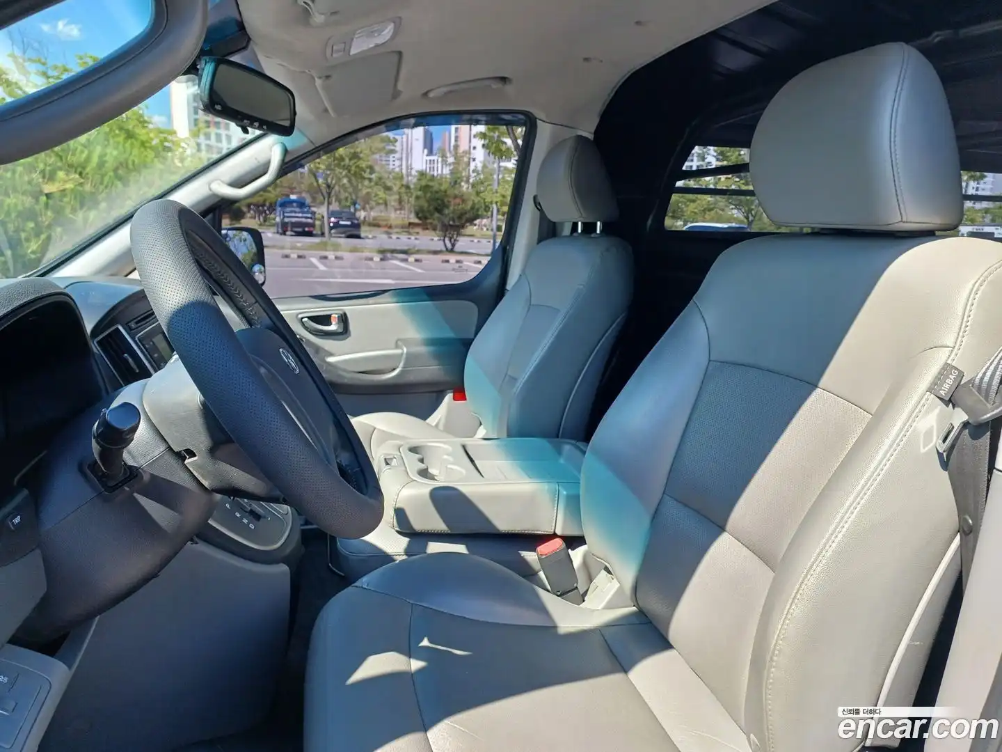 Starex Hyundai 2019.4-INNER-010