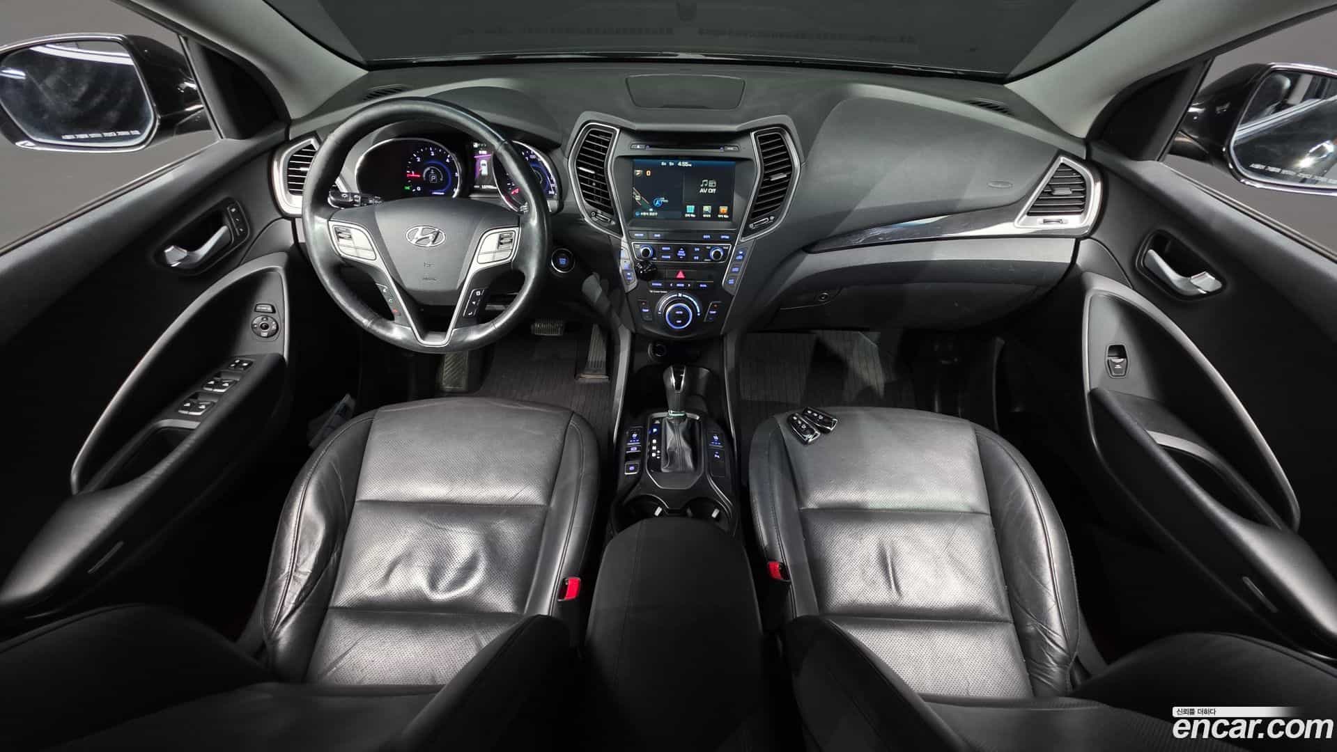 Santafe Hyundai 2015.2-INNER-007