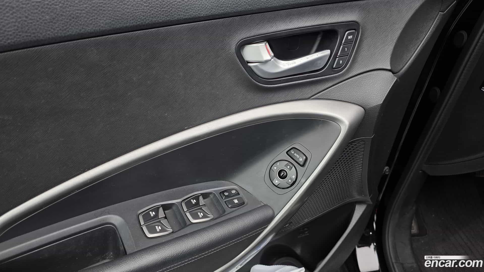Santafe Hyundai 2015.2-OPTION-022
