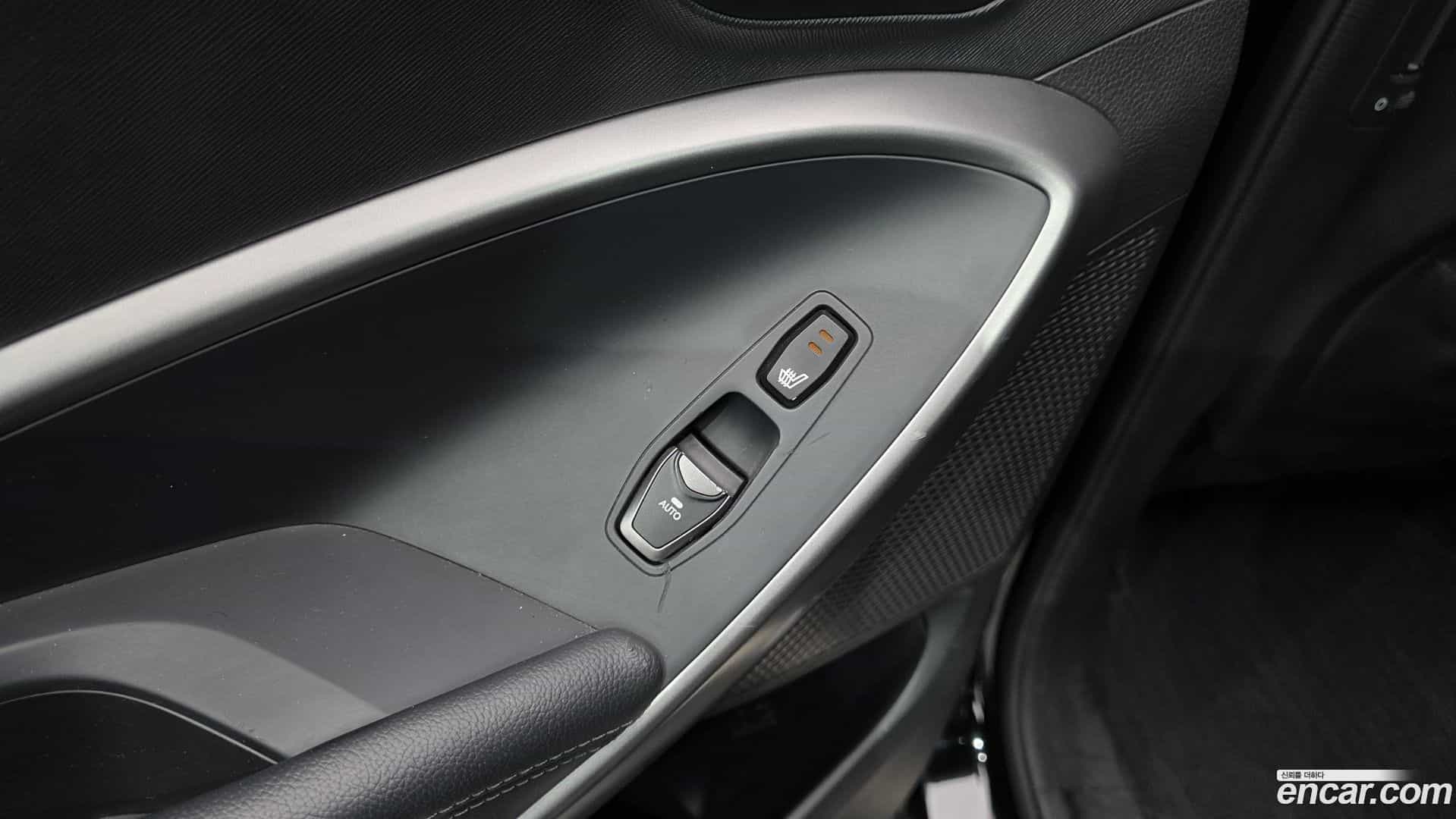 Santafe Hyundai 2015.2-OPTION-041