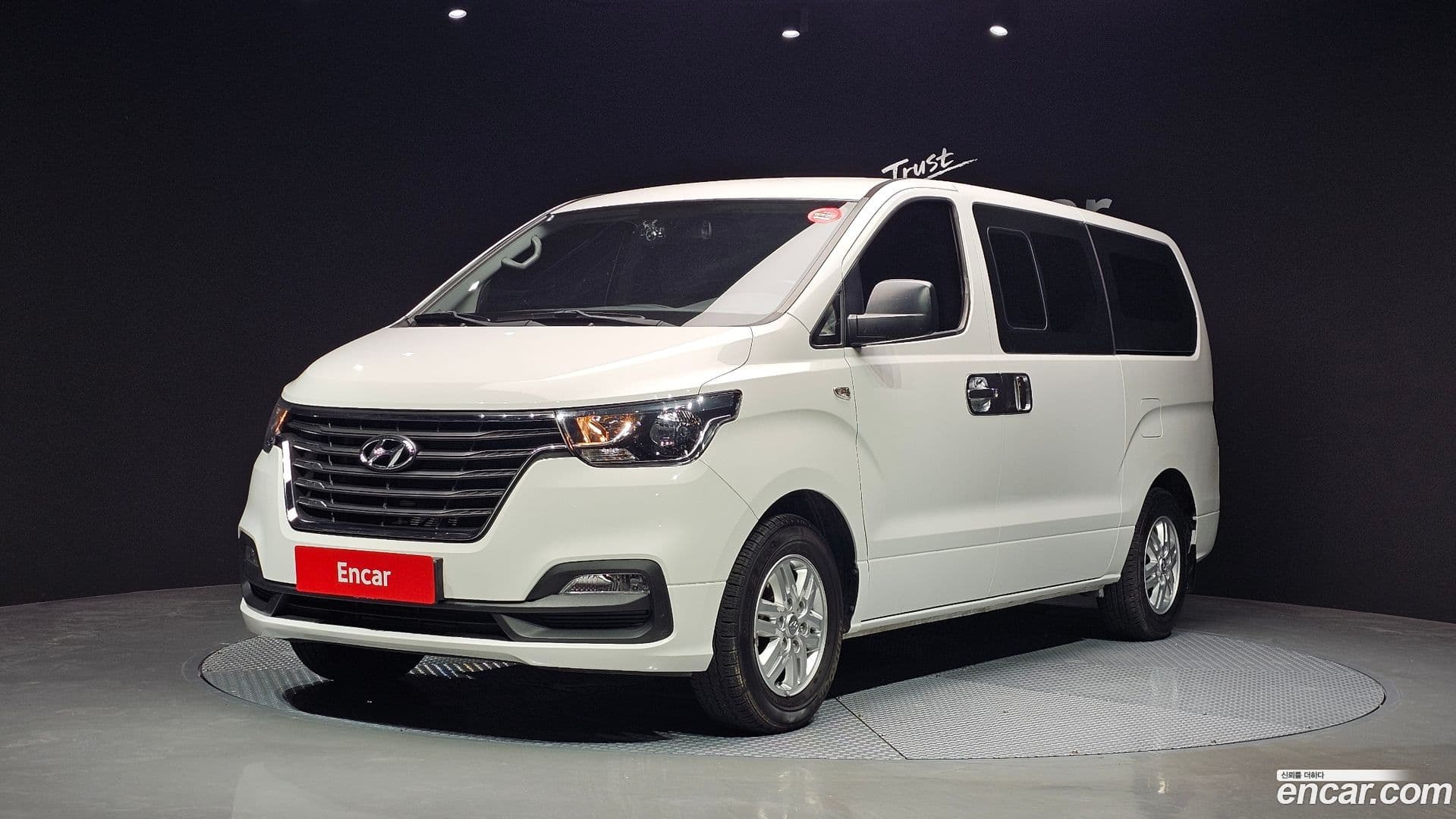 Main__Slider__Photo:Starex Hyundai 2018.3-0