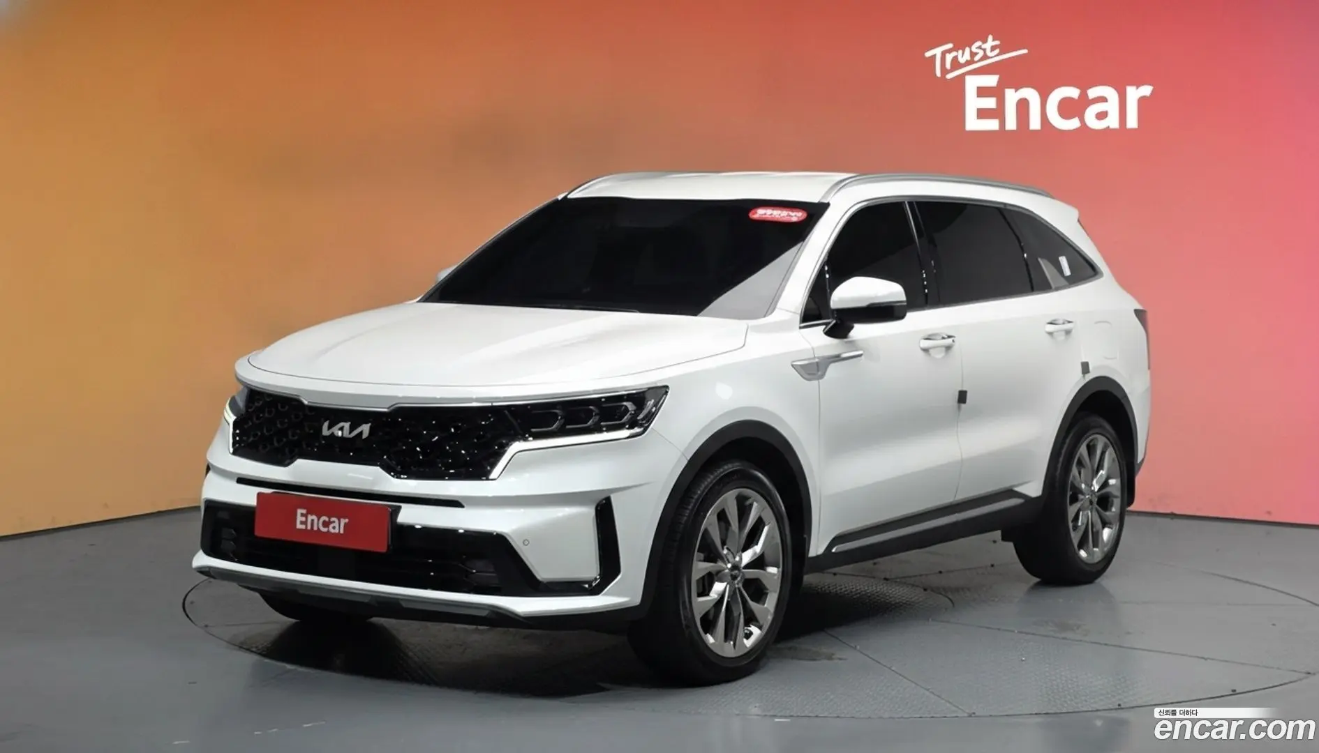 Main__Slider__Photo:Sorento Kia 2021.7-0