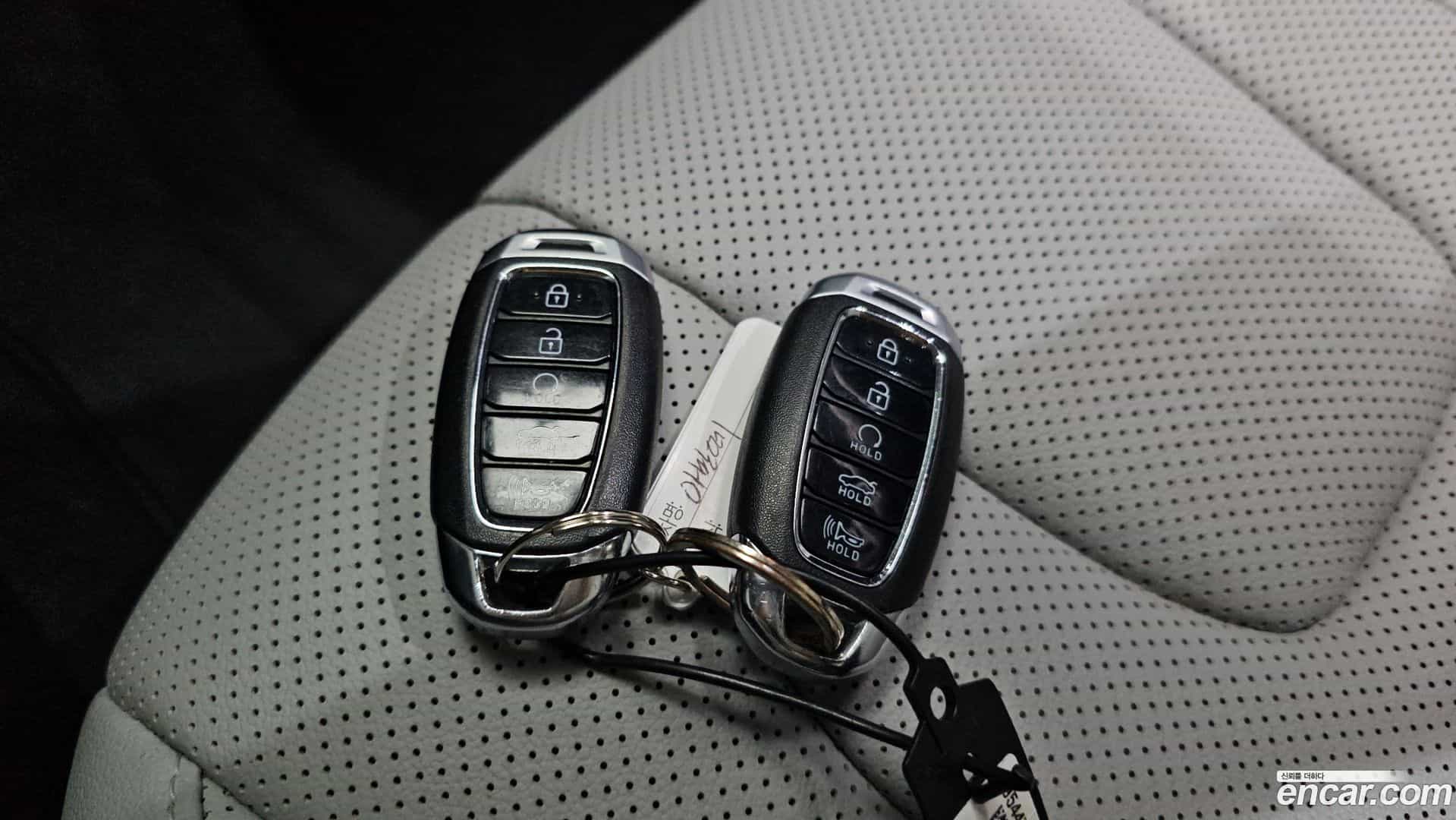 AVANTE Hyundai 2021.10-OPTION-024