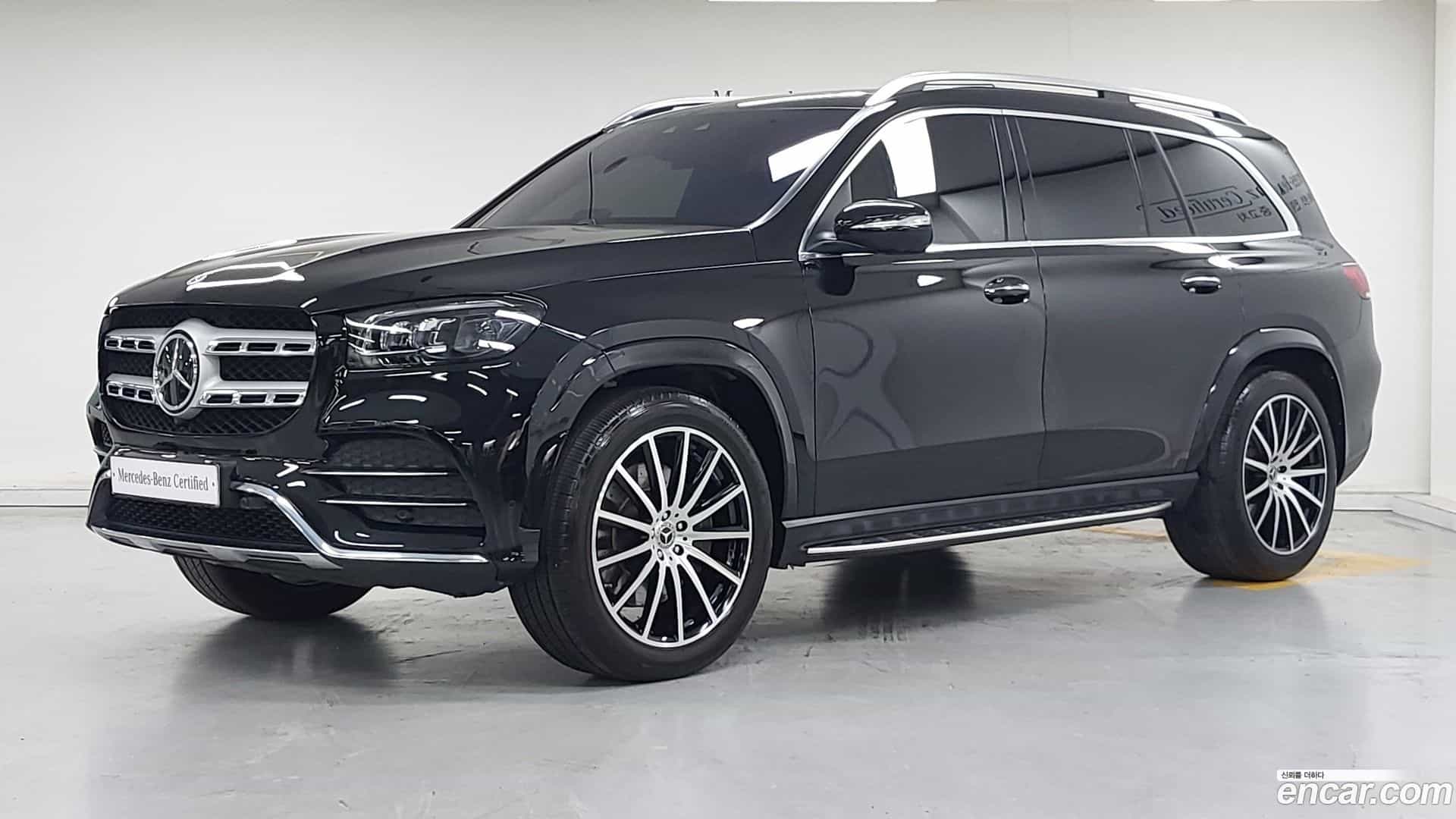 GLS-Class Mercedes-Benz 2022.8-OUTER-001