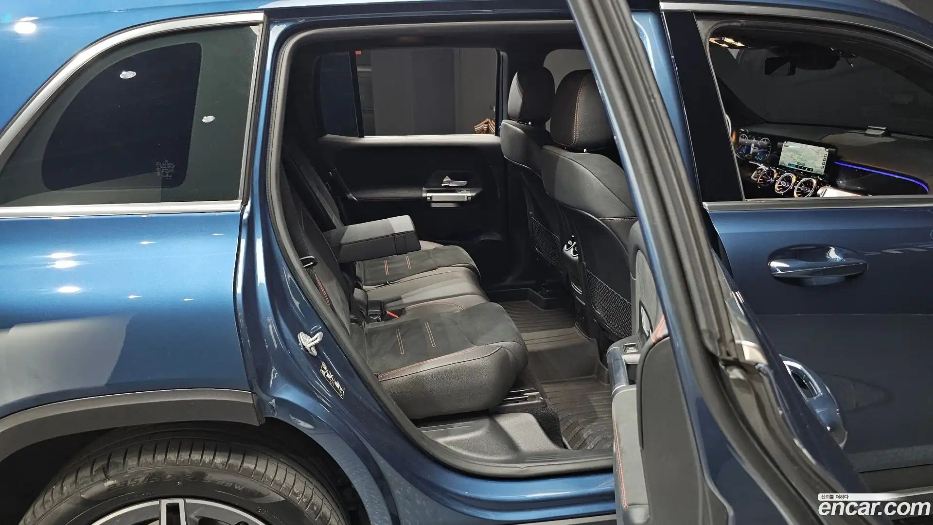 GLB-Class Mercedes-Benz 2022.5-OPTION-015