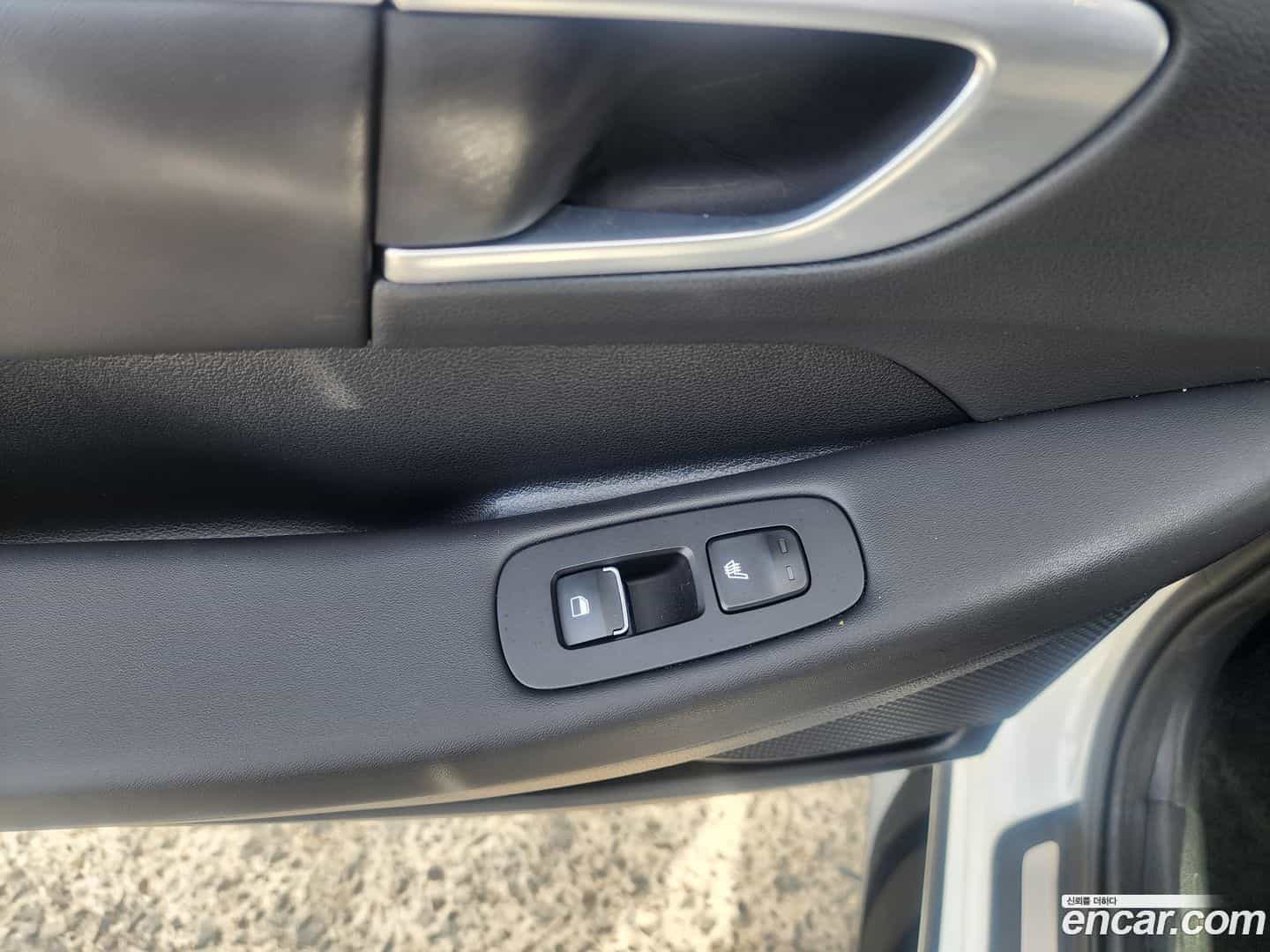Sonata Hyundai 2019.4-OPTION-024