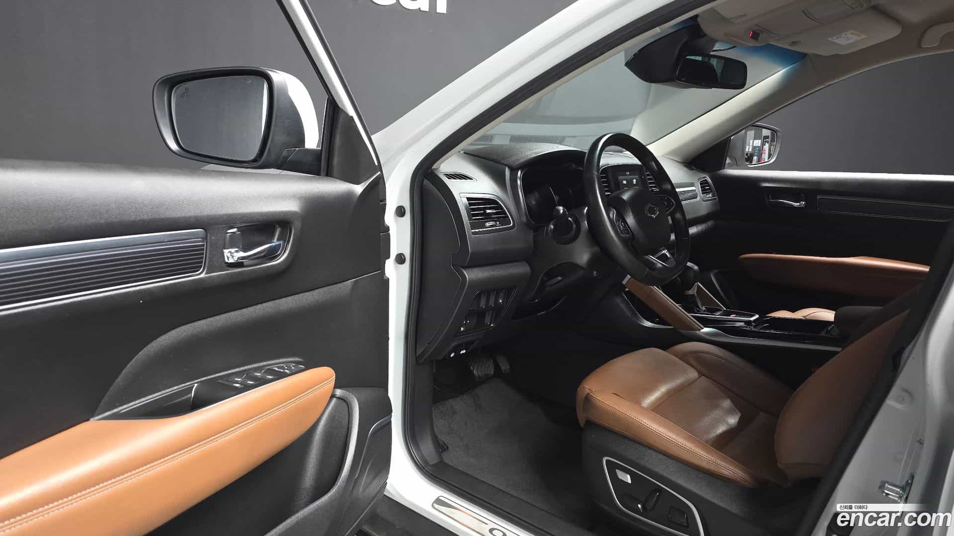 QM6 Renault Korea 2023.0-INNER-010