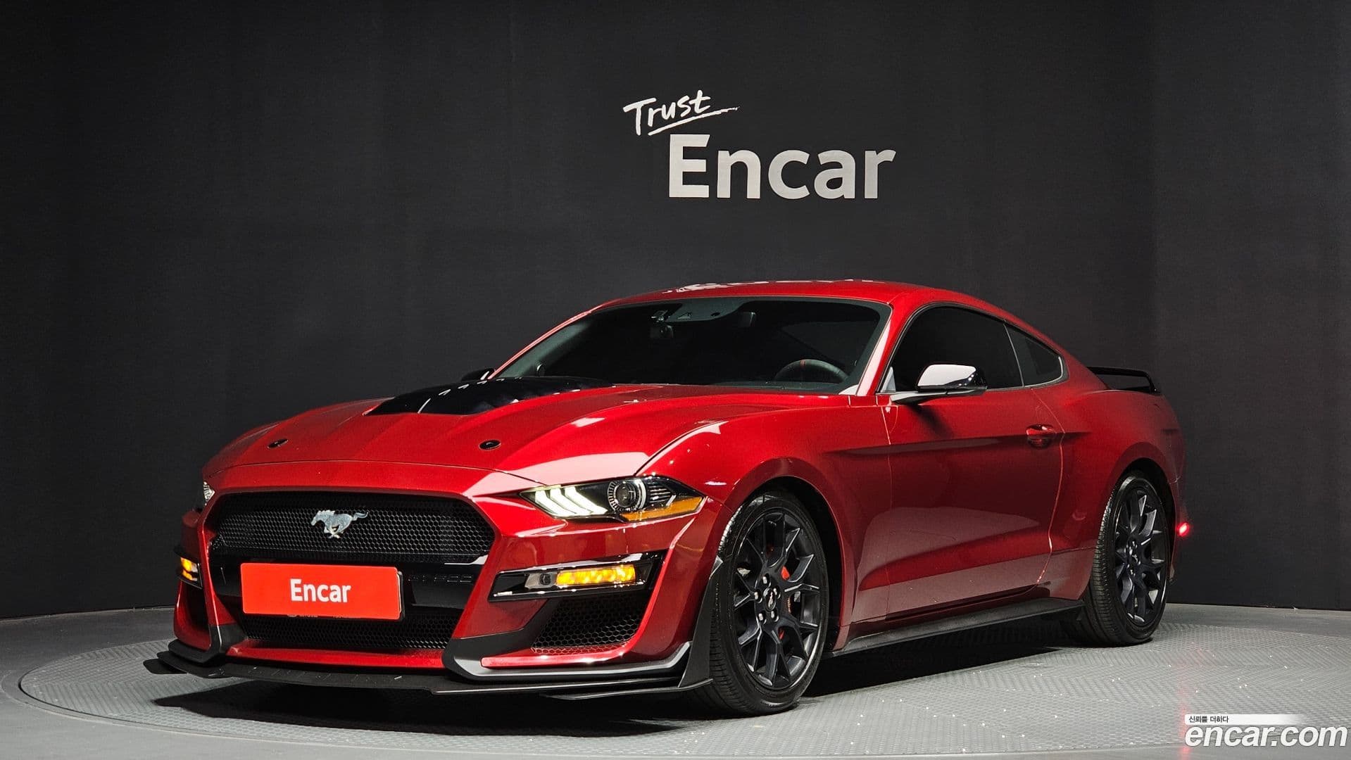 Main__Slider__Photo:Mustang Ford 2018.4-0