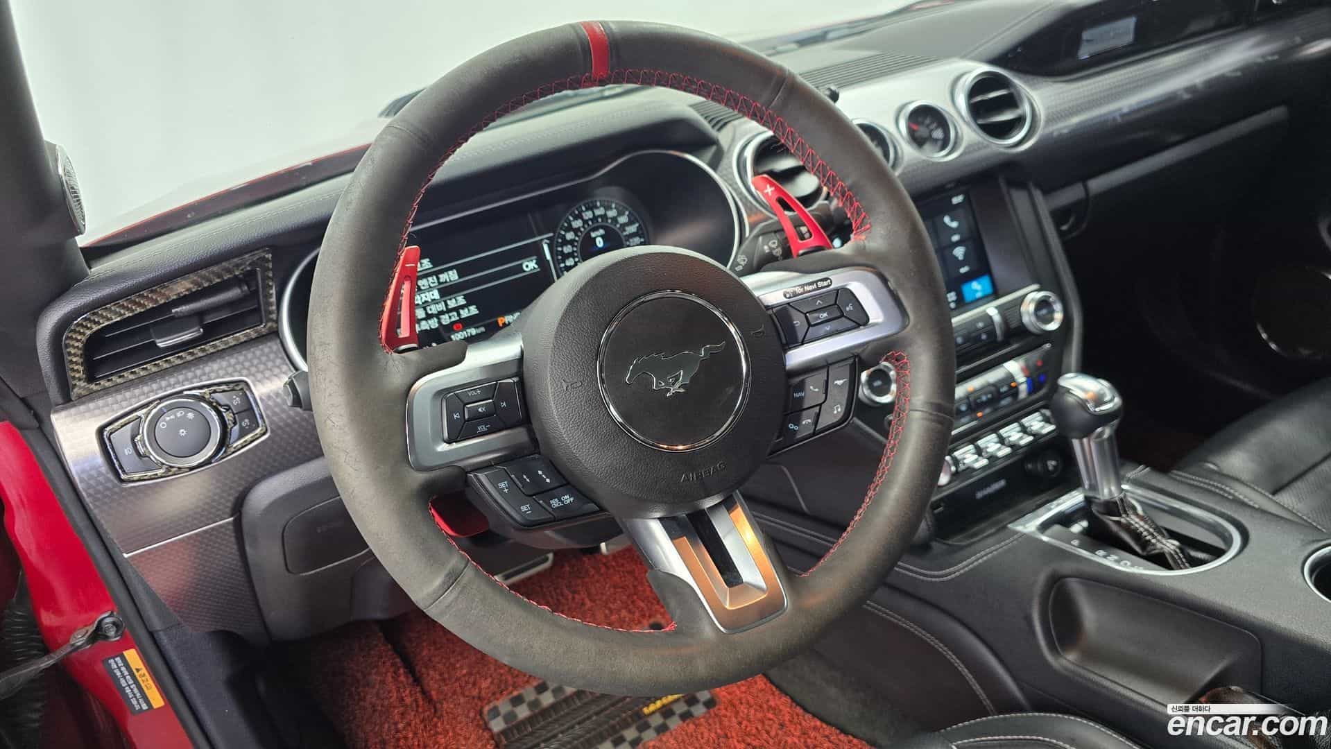 Mustang Ford 2018.4-OPTION-017
