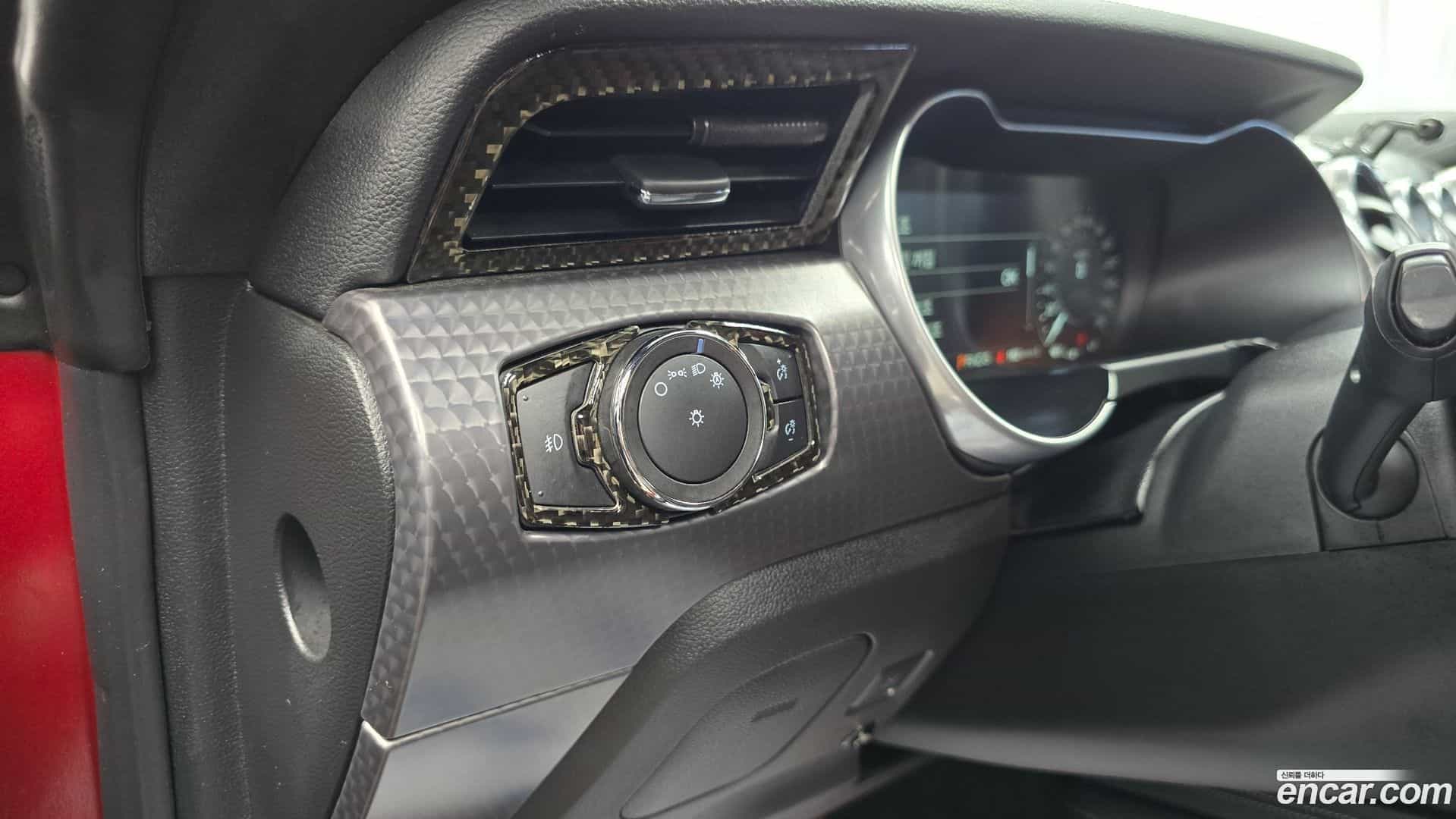 Mustang Ford 2018.4-OPTION-020