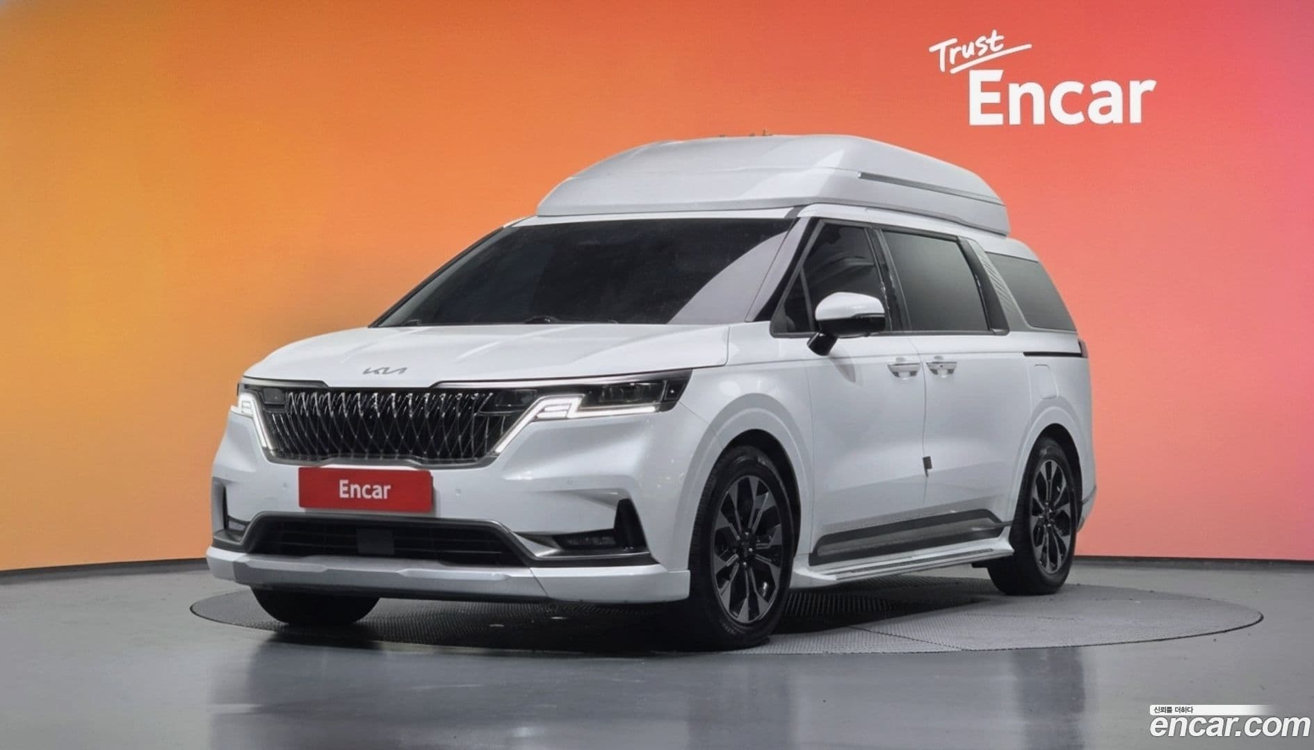 Main__Slider__Photo:Canival Kia 2022.9-0