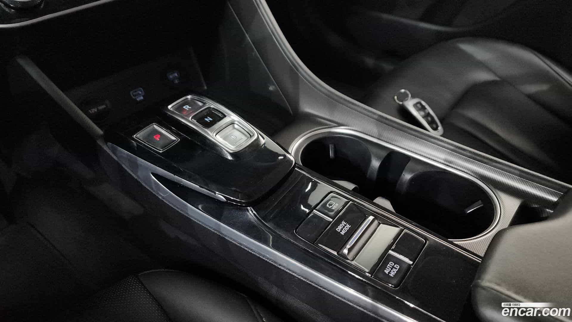 Sonata Hyundai 2019.3-INNER-009