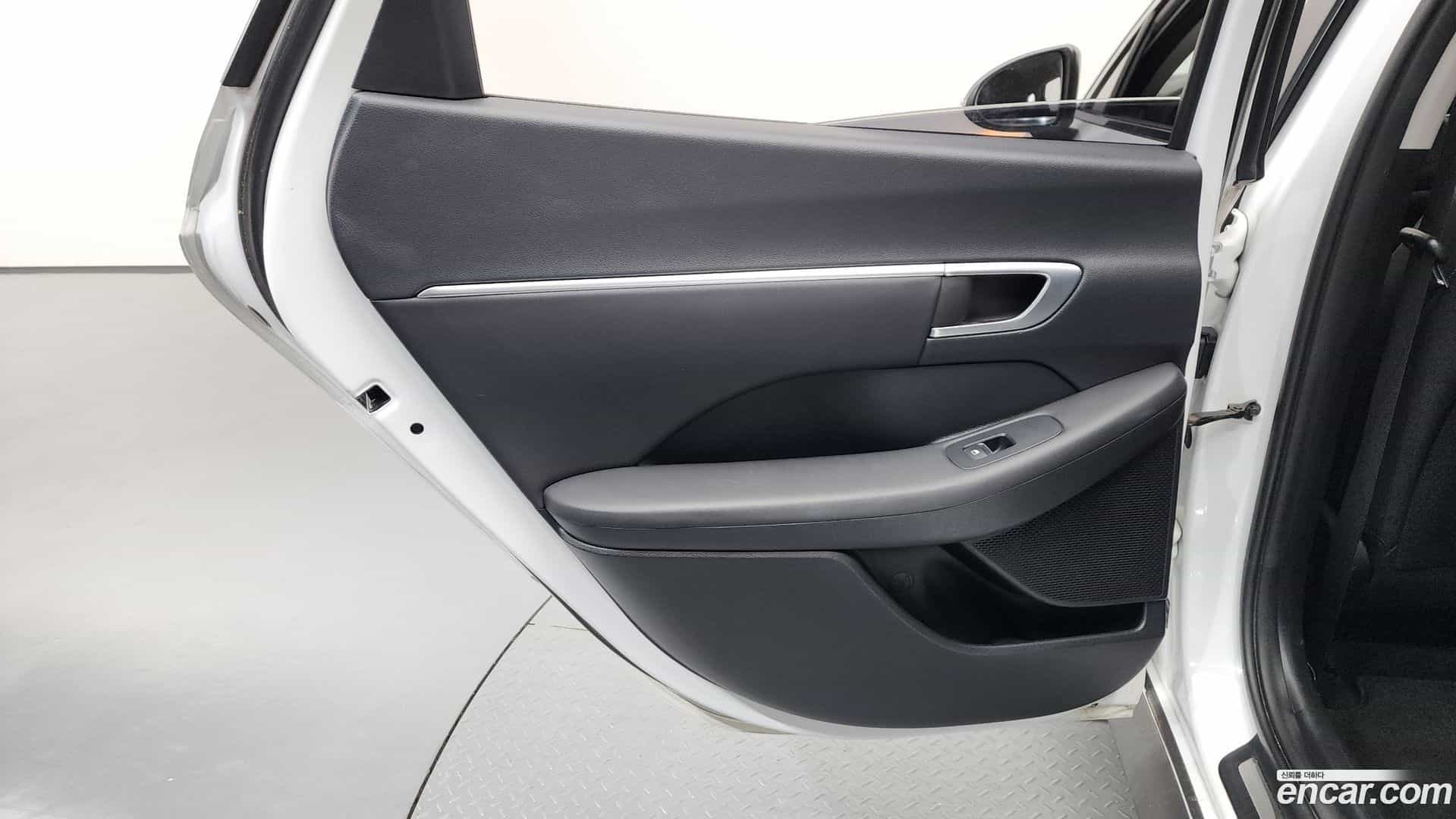 Sonata Hyundai 2019.3-INNER-035