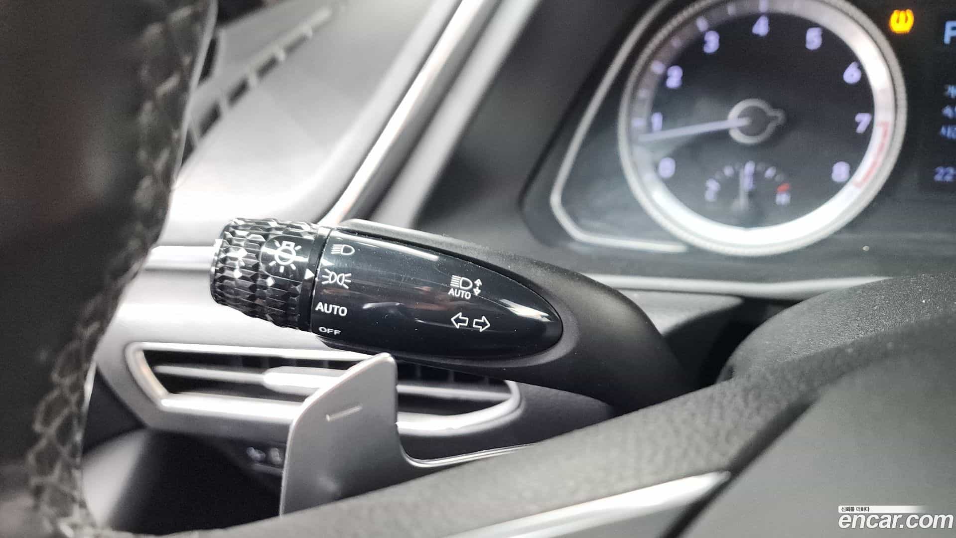 Sonata Hyundai 2019.3-OPTION-041