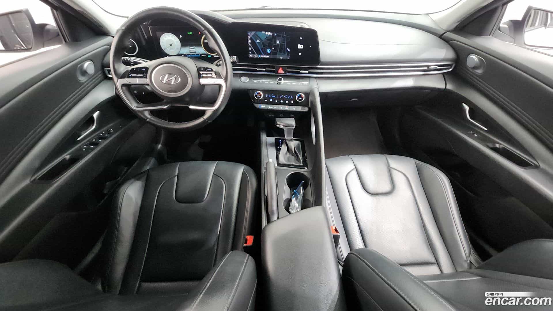 AVANTE Hyundai 2021.6-INNER-007