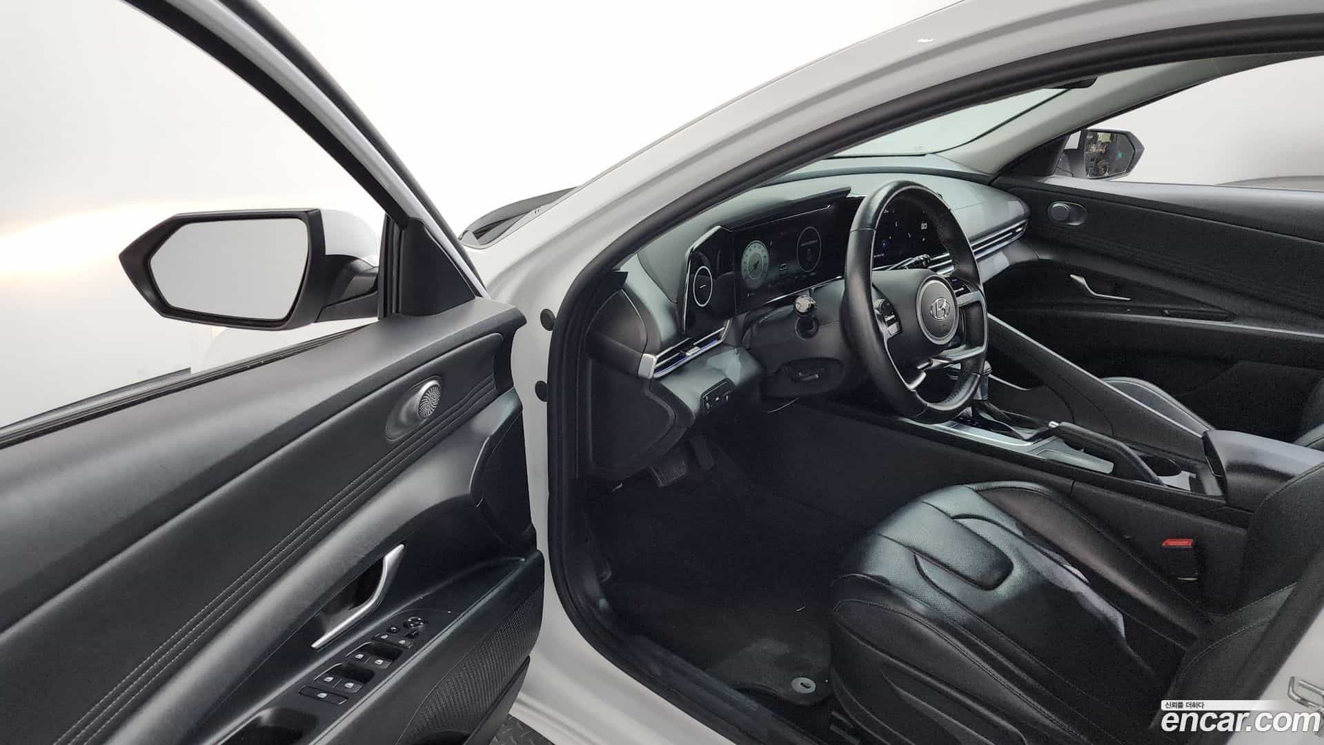 AVANTE Hyundai 2021.6-INNER-010