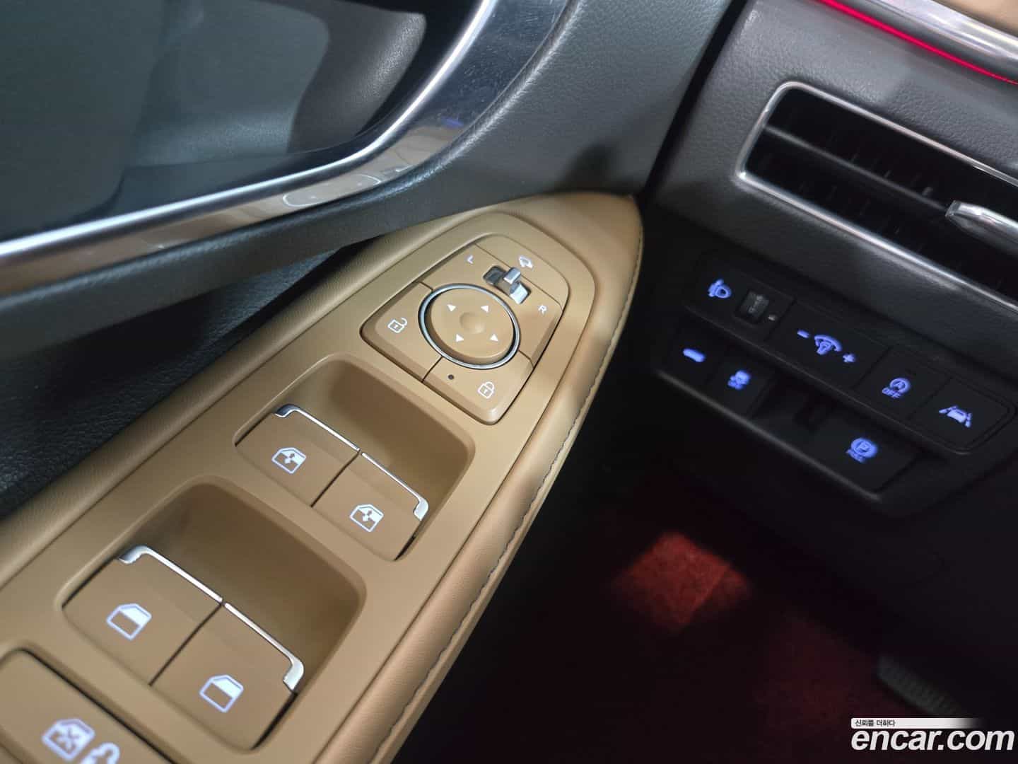 Sonata Hyundai 2019.4-OPTION-016
