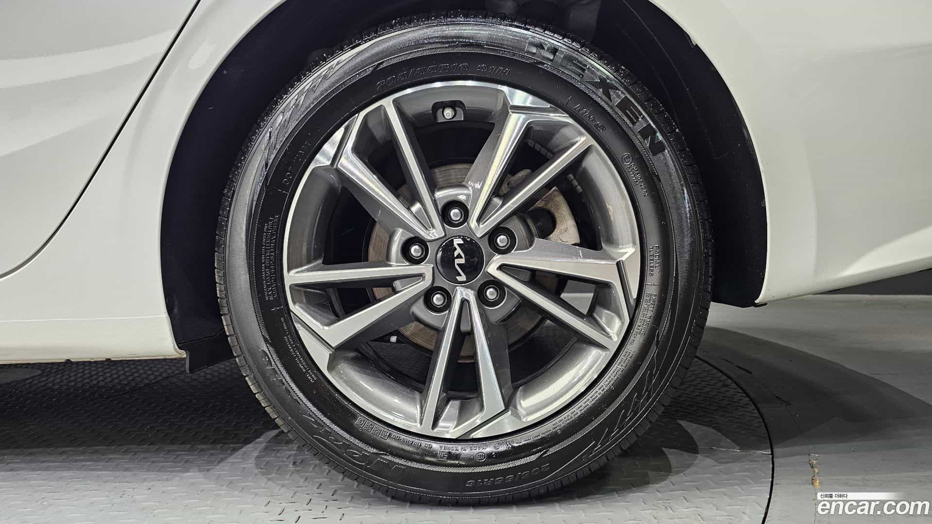 K3 Kia 2024.0-OUTER-031