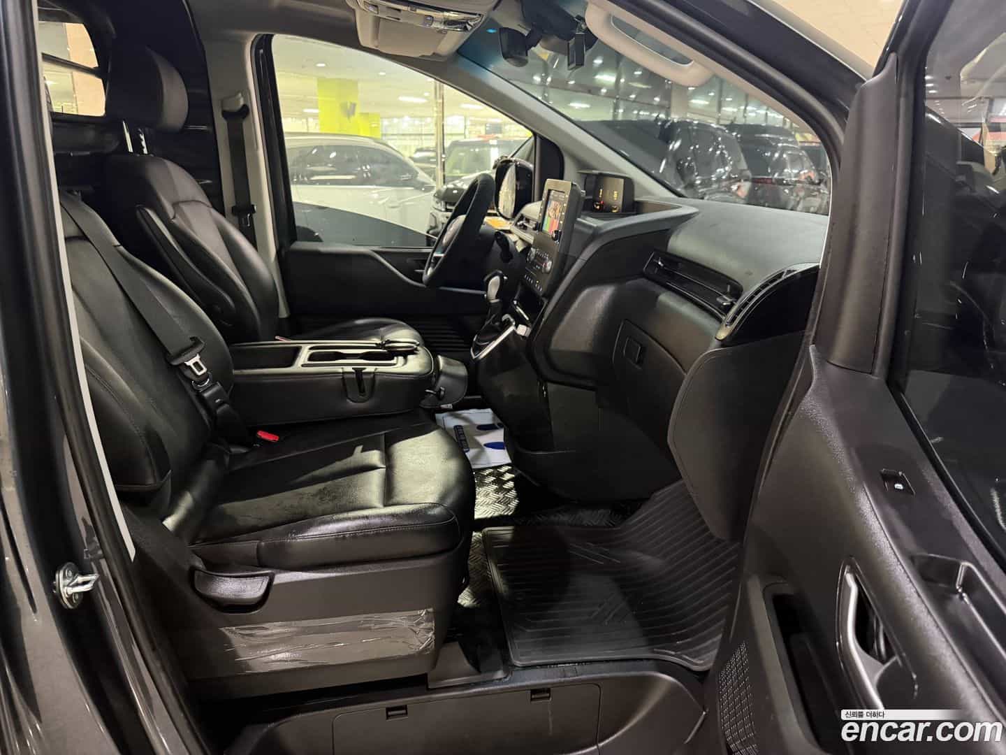 Staria Hyundai 2024.9-OPTION-016