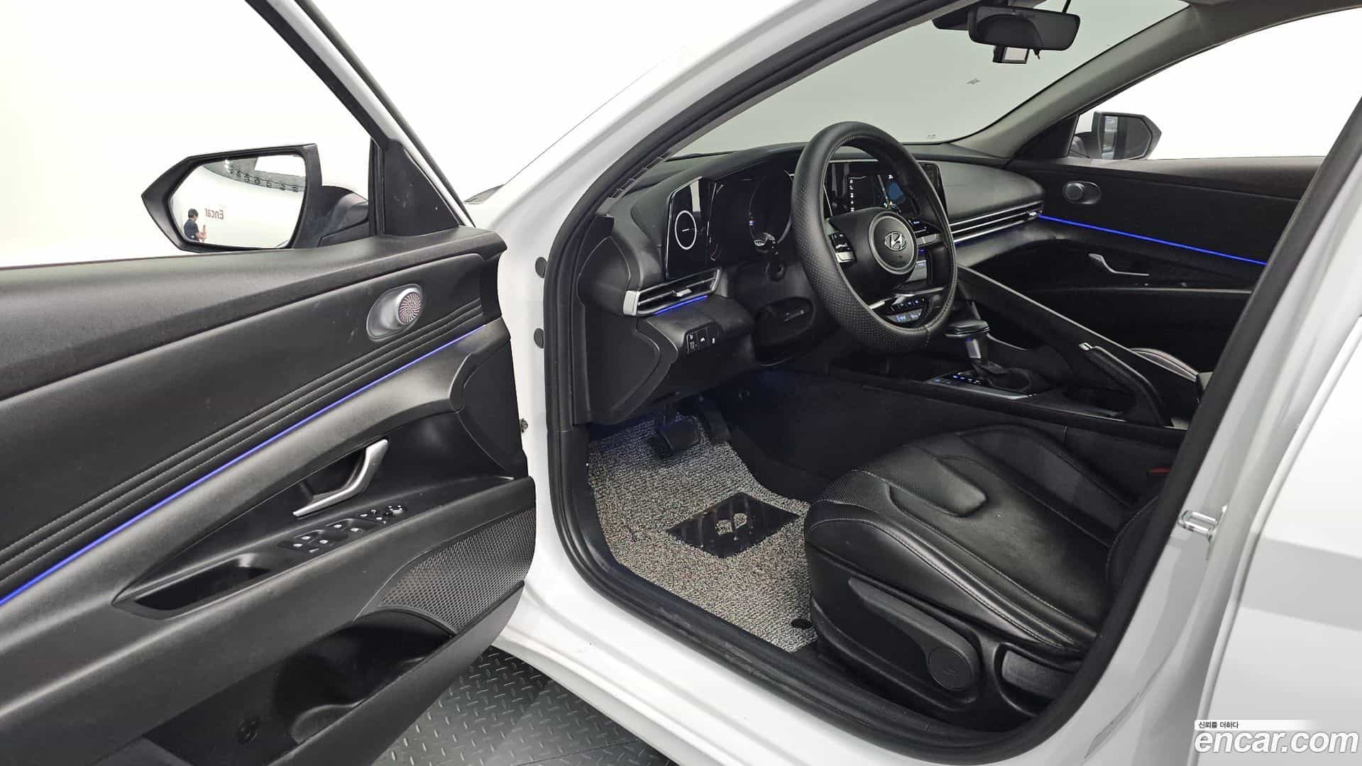 AVANTE Hyundai 2021.9-INNER-010