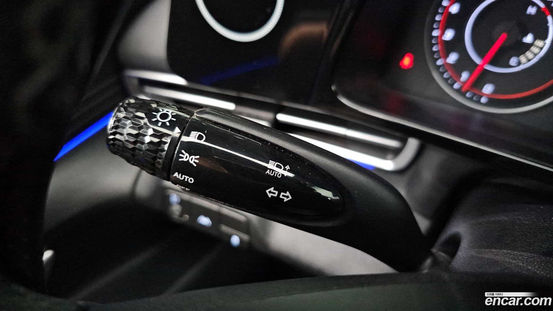 AVANTE Hyundai 2021.9-OPTION-040